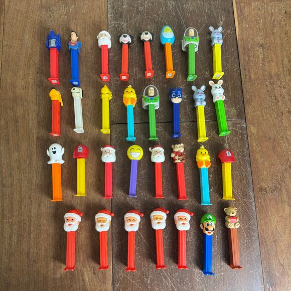 Bundle Lot 31 PEZ candy dispenser VINTAGE Modern Disney Snoopy Transformers‎ Etc - Picture 1 of 10